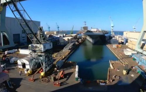 遼寧艦大修 為何入塢10個(gè)月仍未下水？